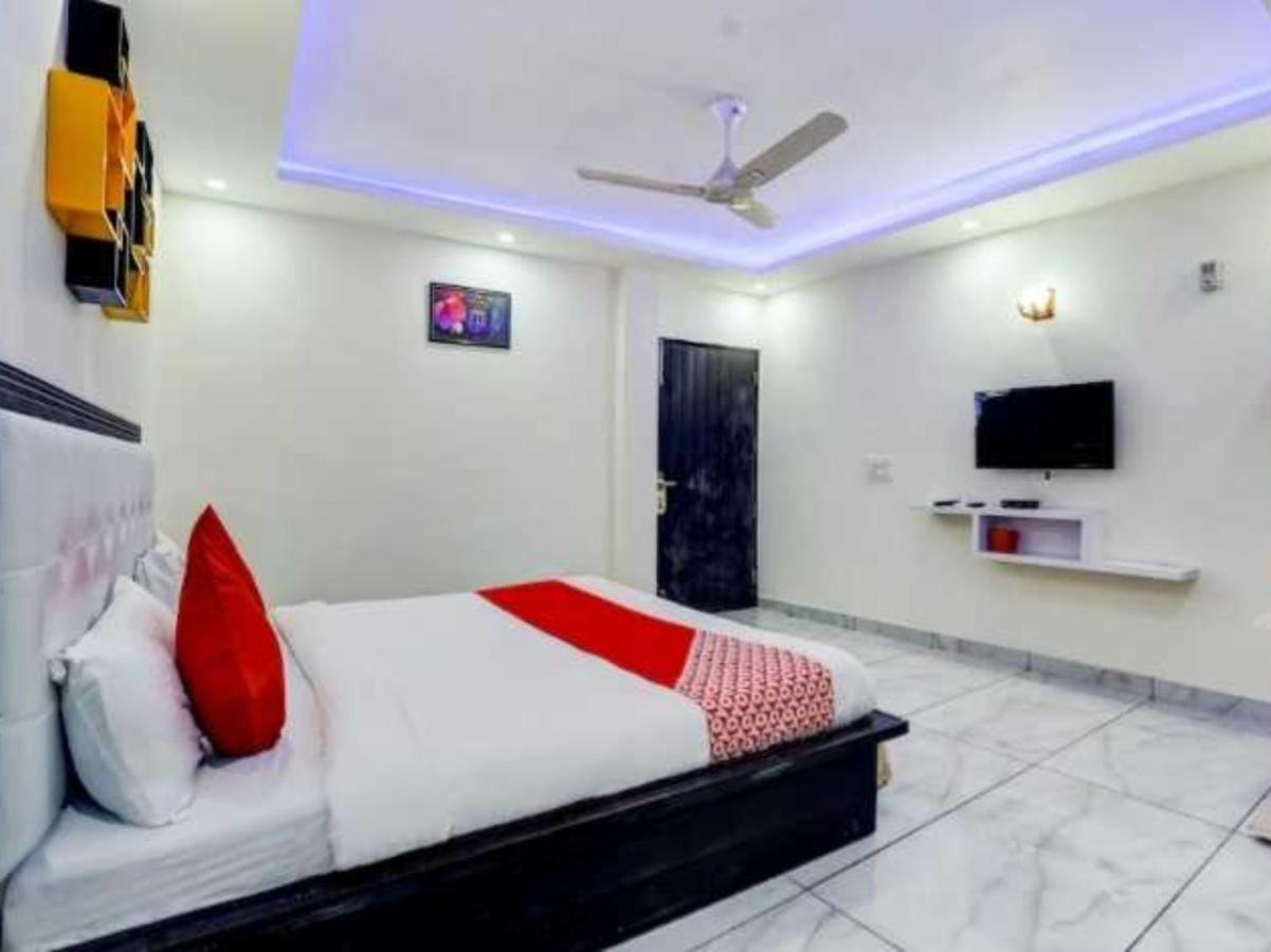 Hotel O Seventy Stay In Sohana ภายนอก รูปภาพ