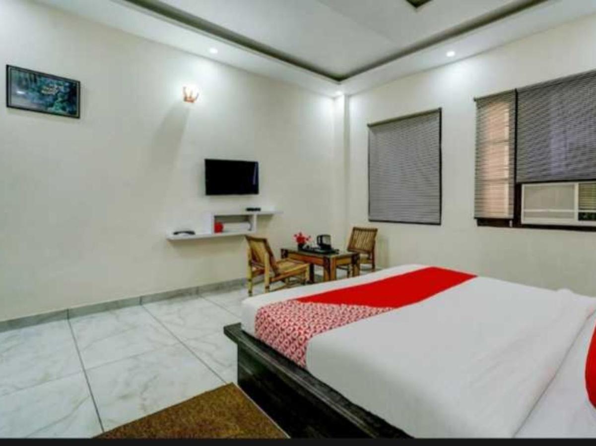 Hotel O Seventy Stay In Sohana ภายนอก รูปภาพ