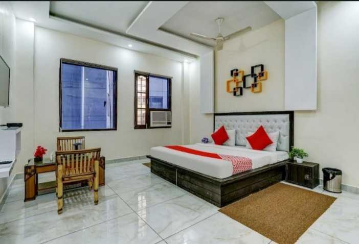 Hotel O Seventy Stay In Sohana ภายนอก รูปภาพ
