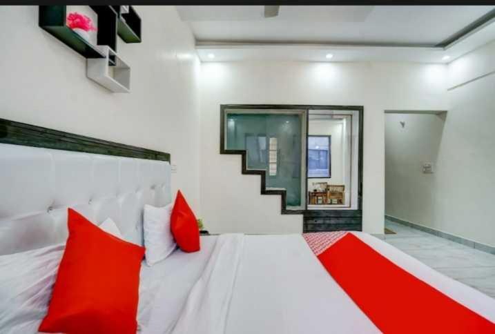 Hotel O Seventy Stay In Sohana ภายนอก รูปภาพ
