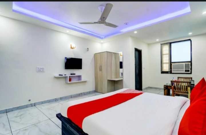 Hotel O Seventy Stay In Sohana ภายนอก รูปภาพ