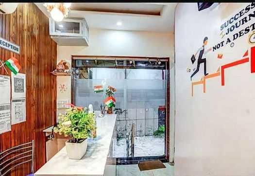 Hotel O Seventy Stay In Sohana ภายนอก รูปภาพ